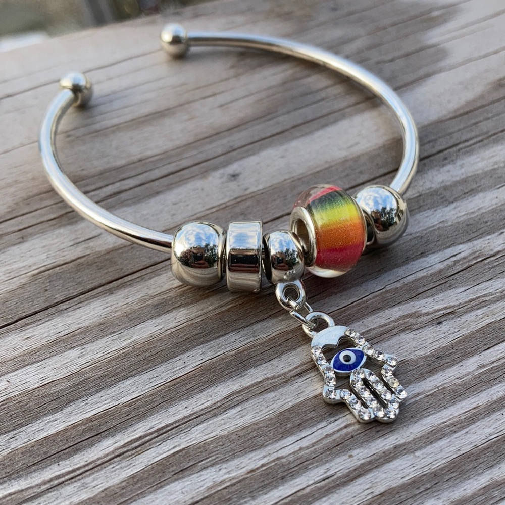 ⚜️Silver Hamsa Hand Bracelet!